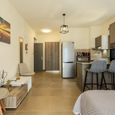 Danaos Seaside 102 With Pool In Tourist Area