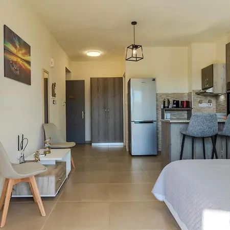 Danaos Seaside 102 With Pool In Tourist Area Apartmán *