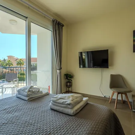Danaos Seaside 102 With Pool In Tourist Area Apartmán