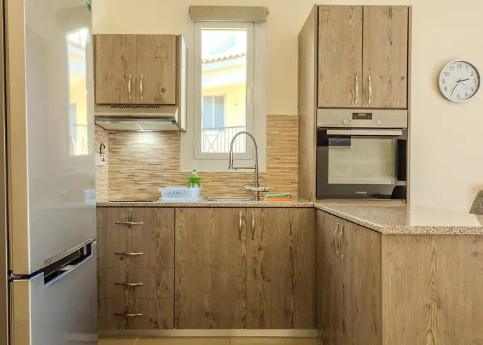 Danaos Seaside 102 With Pool In Tourist Area Paphos