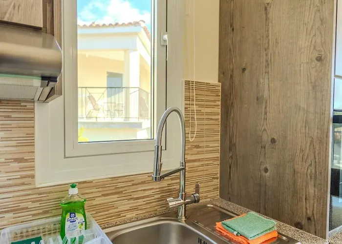 Danaos Seaside 102 With Pool In Tourist Area Apartamento *