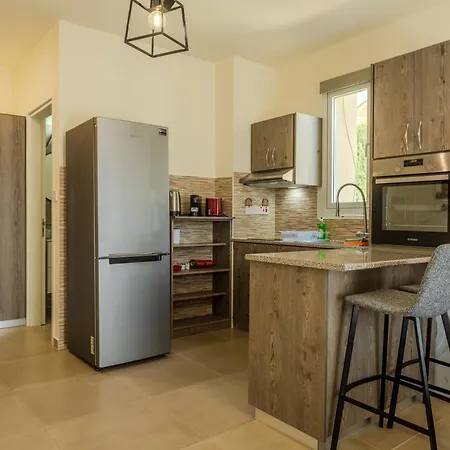 Danaos Seaside 102 With Pool In Tourist Area Apartment Paphos
