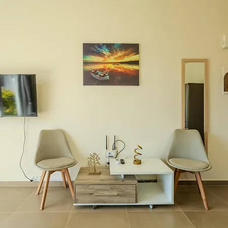 Danaos Seaside 102 With Pool In Tourist Area شقة *